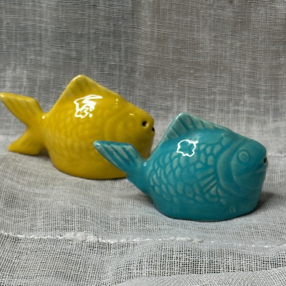 Vintage 1950s Bauer Chicken Of the Sea Advertising Salt and Pepper Shakers Fish - Picture 16 of 16